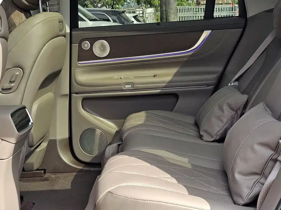 900x675_0_q87_c42_autohomecar__ChxpWGk6SlmAS-rcAAg5f7iylqQ851.jpg.webp Used AITO M9 2024 extended range Max version 42kWh 5-seater version