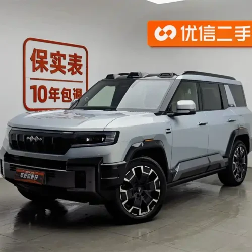 900x675_0_q87_c42_autohomecar__ChxpWGk6XROAOQFkAAFyyOUOIV0194.jpg.webp Used BYD Leopard 8 2025 Zhiyong flagship version 7 seats