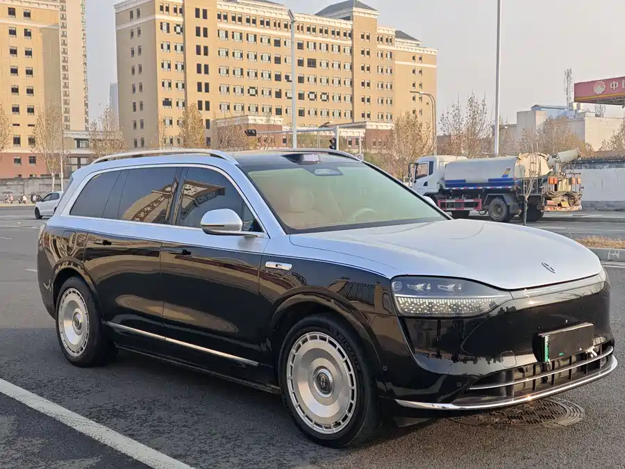 Used AITO M9 2024 extended range Ultra version 42kWh 6-seater version
