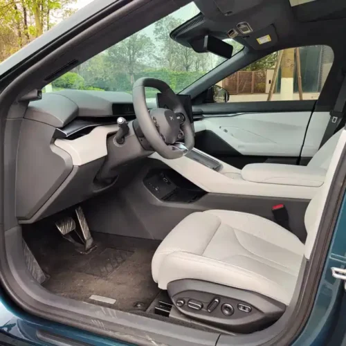 900x675_0_q87_c42_autohomecar__ChxpWGk6jxiAKW1hAAl0A_6bp8A088.jpg.webp Used Xpeng P7 2025 702 Long Battery Life Ultra