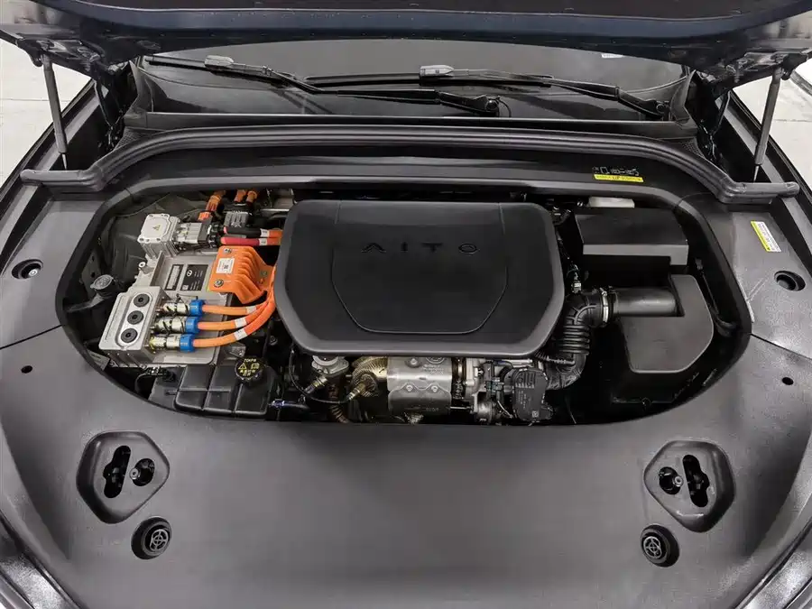 900x675_0_q87_c42_autohomecar__ChxpWGk75xaAchgsAAIDtOWFcsY211.jpg.webp Used AITO M9 2024 extended range Ultra version 42kWh 6-seater version