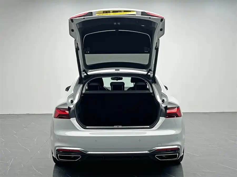 900x675_0_q87_c42_autohomecar__ChxpWGk80RSAGS-hAAFCBnoTVpU887.jpg.webp Used Audi A5 (Imported) 2021 Sportback 40 TFSI Fashionable and Elegant