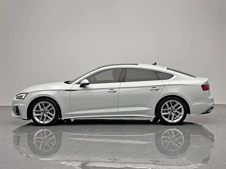 900x675_0_q87_c42_autohomecar__ChxpWGk80RiAOosfAAF1kauoGCg790.jpg.webp Used Audi A5 (Imported) 2021 Sportback 40 TFSI Fashionable and Elegant