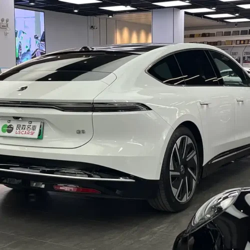 900x675_0_q87_c42_autohomecar__ChxpWGk82RaARDBLAAitFtRFv24980.jpg.webp Used NIO ET9 2025 model 102kWh