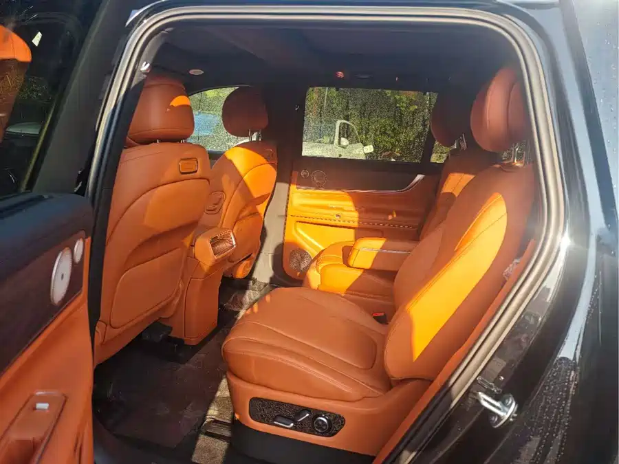 900x675_0_q87_c42_autohomecar__ChxpWGk842iAHVj6AAbu8ID0Wjs907.jpg.webp Used AITO M9 2024 extended range Ultra version 42kWh 6-seater version