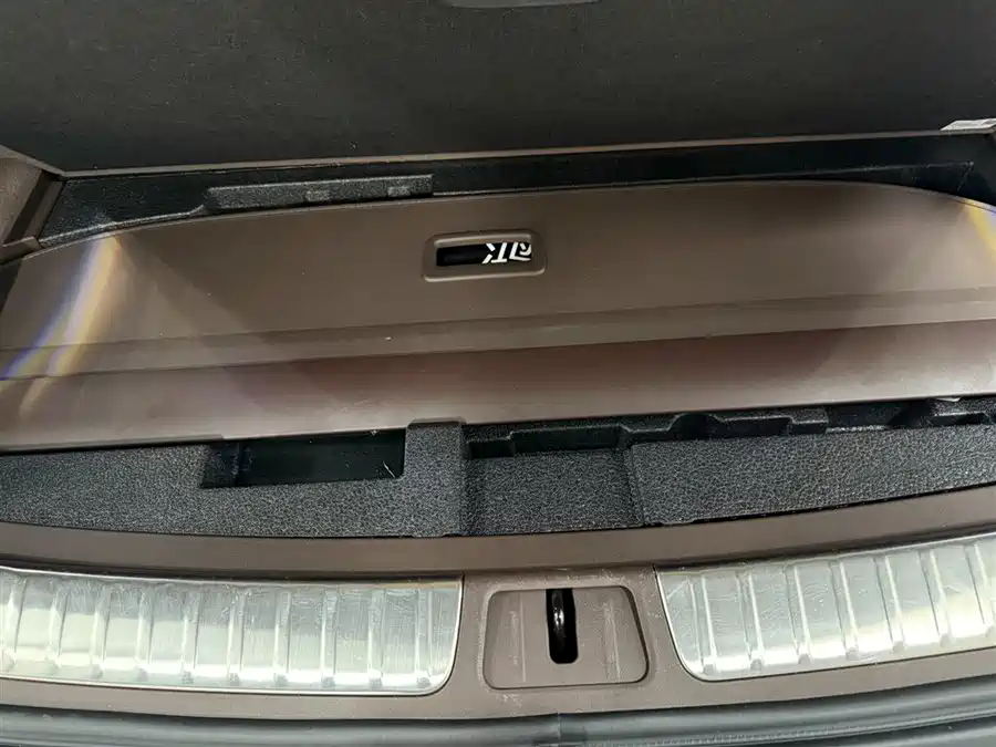 900x675_0_q87_c42_autohomecar__ChxpWGk8CfiAS6U0AAHlNb0_Mek617.jpg.webp Used HUAWEI AITO M7 2024 1.5T Smart Driving Rear Drive Pro Version 5 Seats