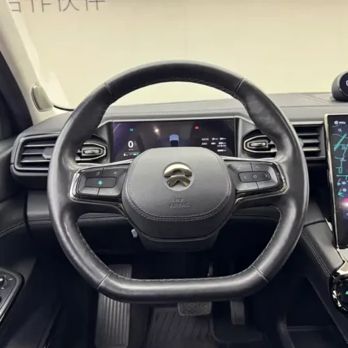 900x675_0_q87_c42_autohomecar__ChxpWGk8RH6AA58tAAfQ93po5dE611.jpg.webp Used NIO ES8 2020 415KM Signature Edition Seven-Seater Edition