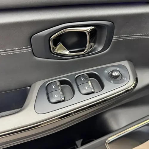 900x675_0_q87_c42_autohomecar__ChxpWGk8RHuAT5BIAAiI-2lScSA043.jpg.webp Used NIO ES8 2020 415KM Signature Edition Seven-Seater Edition