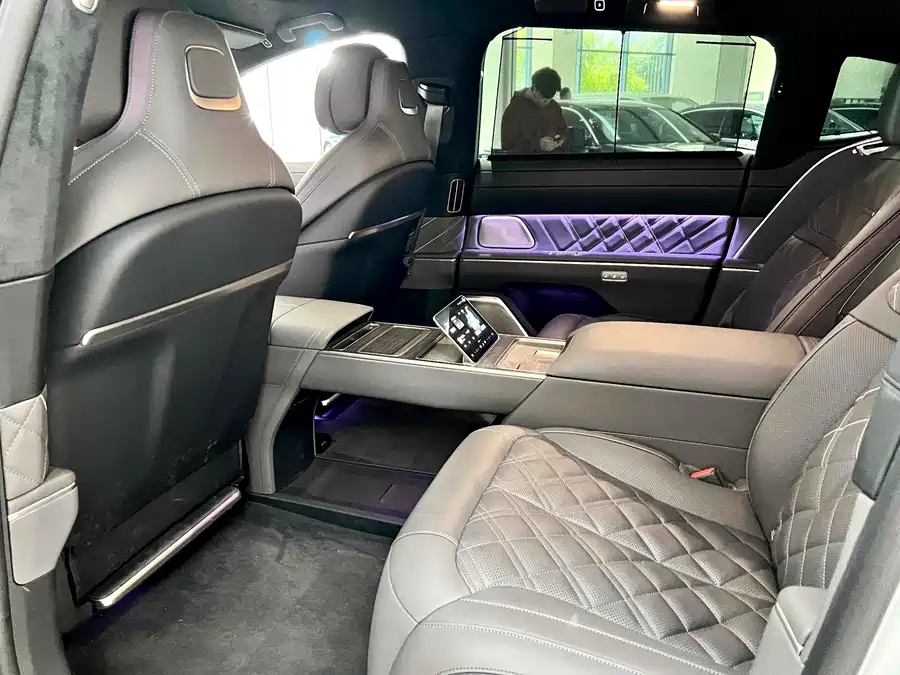 Used NIO ET9 2025 model 102kWh