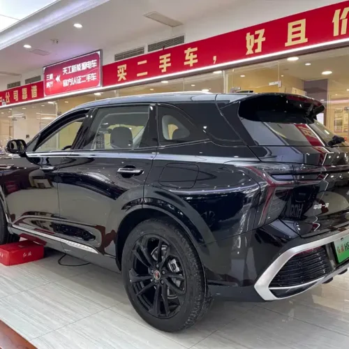 900x675_0_q87_c42_autohomecar__ChxpWGkFg_uAFKqvAApeuX5lnn0693.jpg.webp Used Hongqi HS3 PHEV 2025 117km Jinwei Edition
