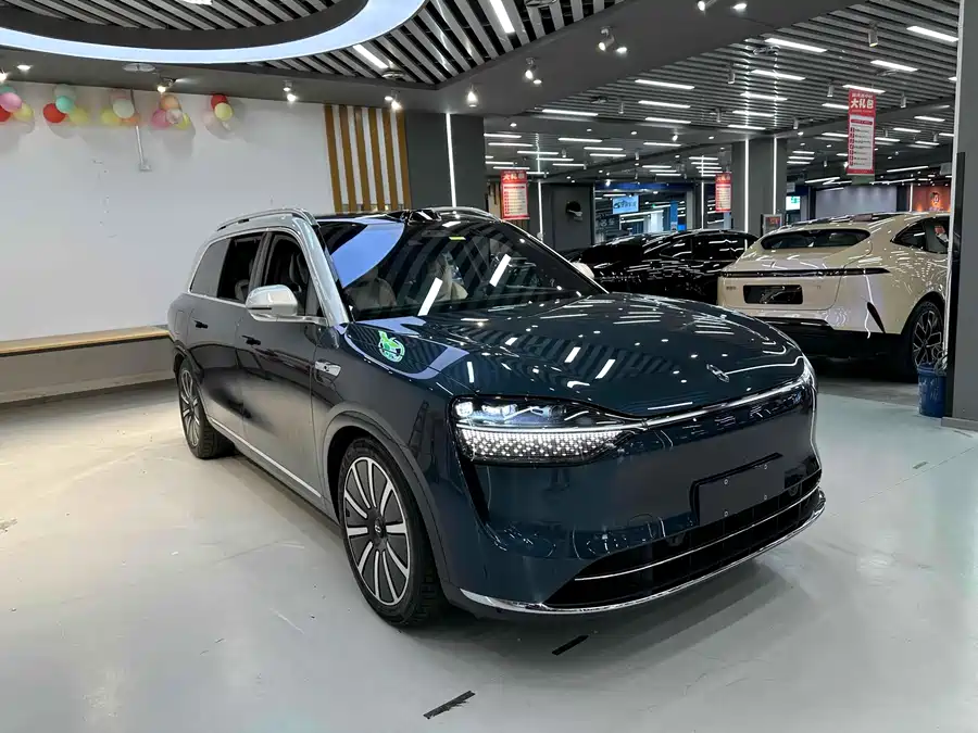 900x675_0_q87_c42_autohomecar__ChxpWGkG6e-AAlJEAAjJ4NP5DIY261.jpg.webp Used AITO M9 2024 extended range Ultra version 42kWh 6-seater version