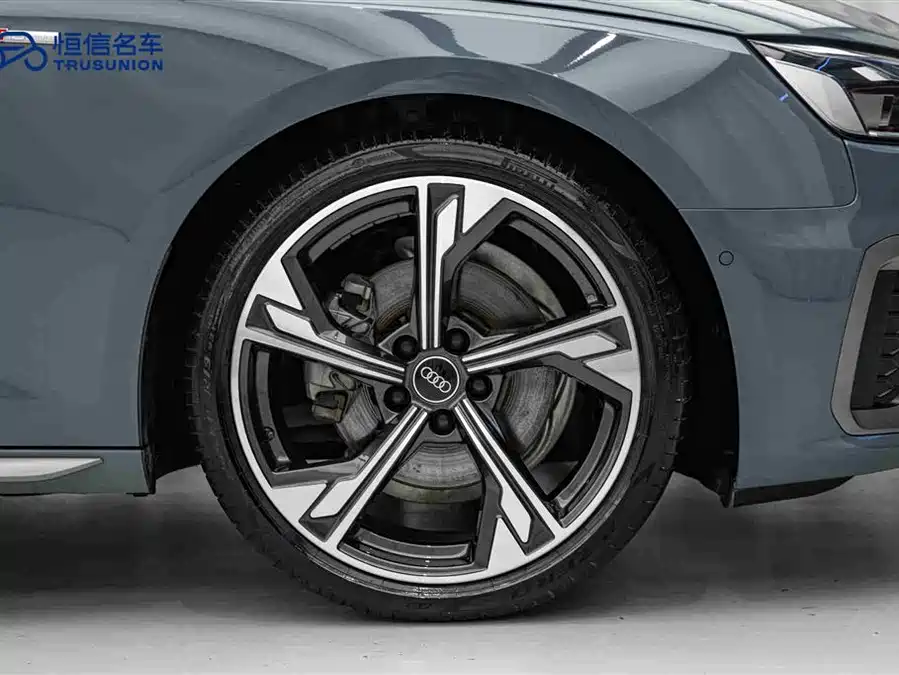 Used Audi A4L 2022 40 TFSI quattro RS kit combustion speed type