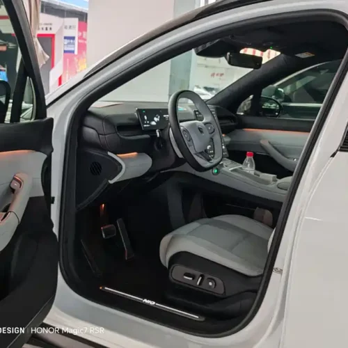 900x675_0_q87_c42_autohomecar__ChxpWGkJtuOAdD8-AAOajkLvAT0614.jpg.webp Used NIO ES6 2024 model 75kWh