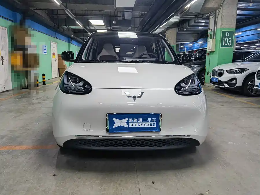 900x675_0_q87_c42_autohomecar__ChxpWGkMKDmAY3G5AAW1bmOwHIU474.jpg.webp Used Wuling Bingo 2024 model 333km Yuexiang model