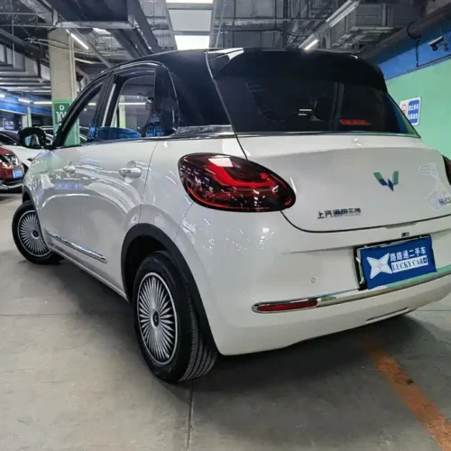 900x675_0_q87_c42_autohomecar__ChxpWGkMKDuASXkjAAXP6Crb2mc744.jpg.webp Used Wuling Bingo 2024 model 333km Yuexiang model