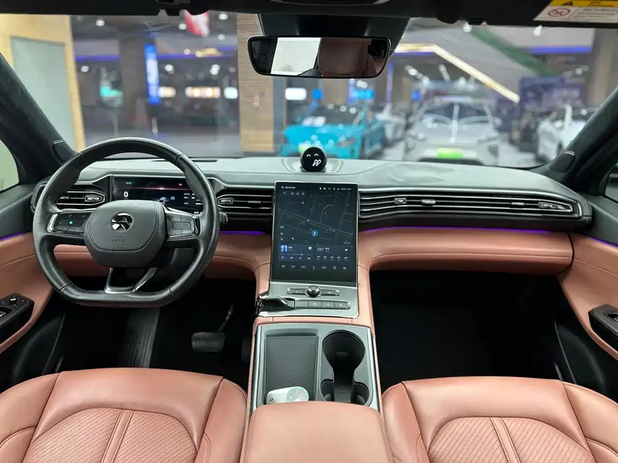 900x675_0_q87_c42_autohomecar__ChxpWGkNwPeAFsCTAAgNTxlpJpw854.jpg.webp Used NIO EC6 2020 615KM Performance Edition