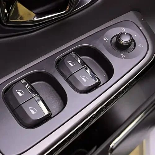 900x675_0_q87_c42_autohomecar__ChxpWGkOt8eAMHmgAATvKCCqmpU014.jpg.webp Used NIO ES8 2020 580KM Signature Edition Six-Seater Edition