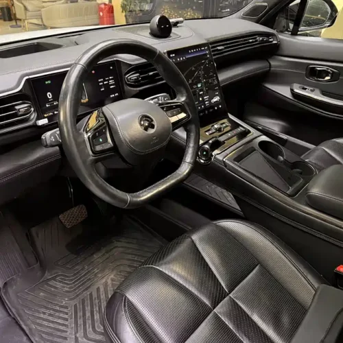 900x675_0_q87_c42_autohomecar__ChxpWGkOt8iASo9CAAkHSNG_2xA752.jpg.webp Used NIO ES8 2020 580KM Signature Edition Six-Seater Edition