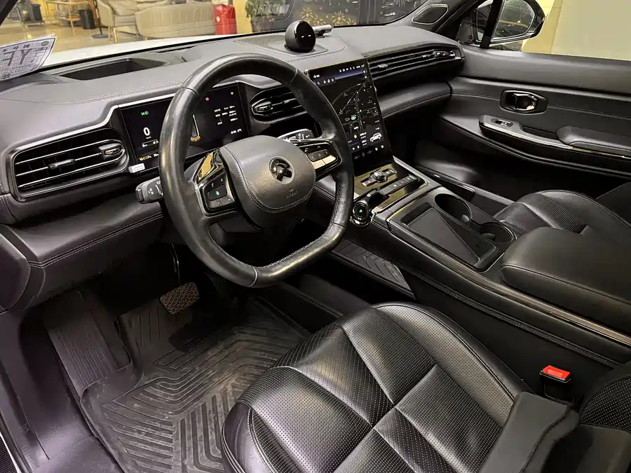 900x675_0_q87_c42_autohomecar__ChxpWGkOt8iASo9CAAkHSNG_2xA752.jpg.webp Used NIO ES8 2020 580KM Signature Edition Six-Seater Edition