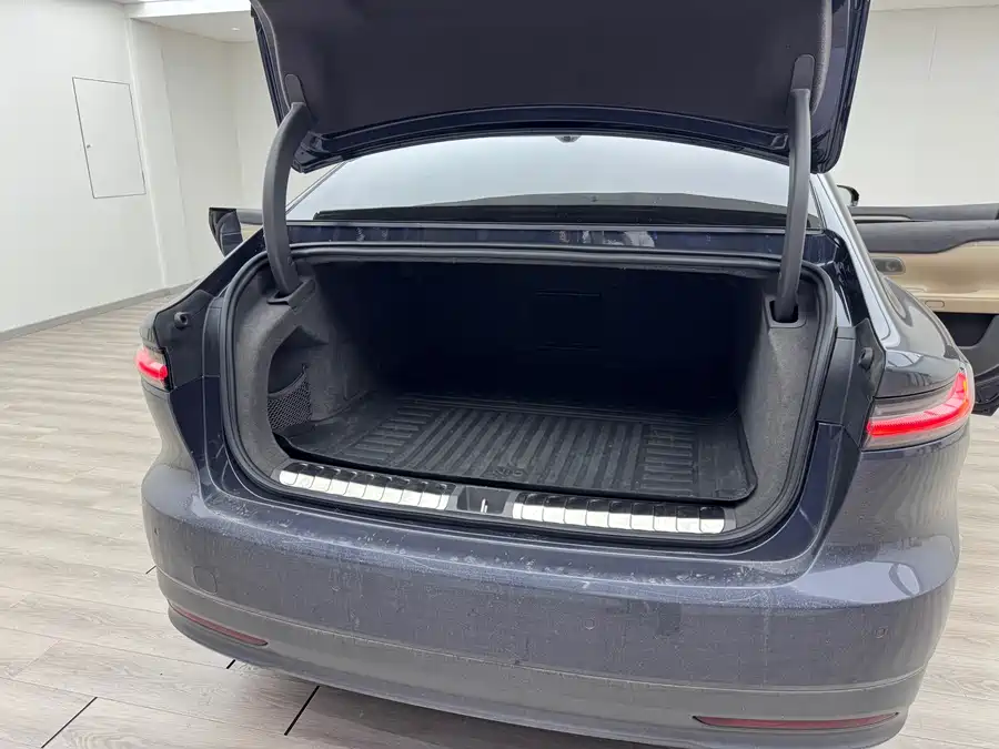 Used NIO ET7 2022 model 100kWh first edition