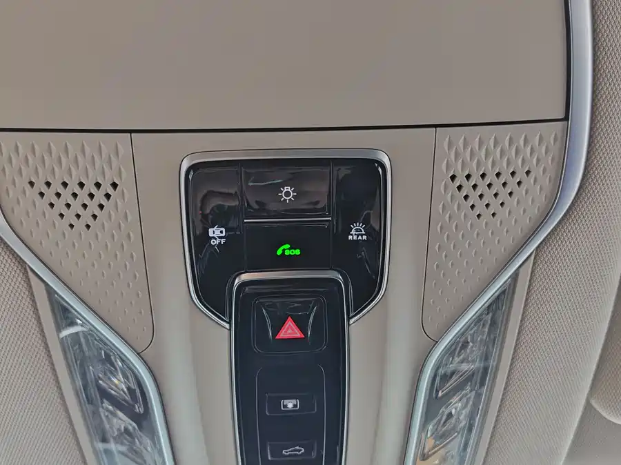 Used Hongqi HS3 PHEV 2025 model 117km Jinwei PLUS version