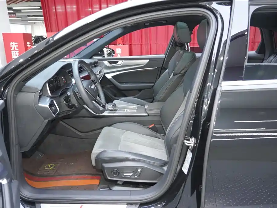 900x675_0_q87_c42_autohomecar__ChxpWGkRfNGATwPOAAHLspW11Us219.jpg.webp Used Audi A6L 2023 45 TFSI Premium Dynamic Model