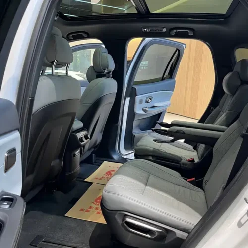 900x675_0_q87_c42_autohomecar__ChxpWGkRlBuAbgsCAAj5CZEn0pY829.jpg.webp Used NIO ES8 2020 415KM six-seater version