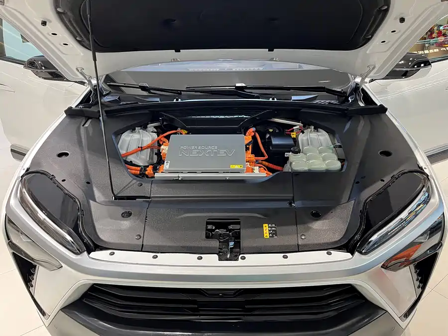 900x675_0_q87_c42_autohomecar__ChxpWGkRlCSAaiiJAAmDGZrXh_Y417.jpg.webp Used NIO ES8 2020 415KM six-seater version