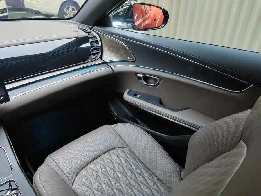 900x675_0_q87_c42_autohomecar__ChxpWGkRnVWAe0z7AAOoHftF2bY017.jpg.webp Used BYD Han 2020 EV ultra-long endurance version premium model