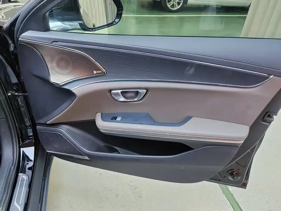 900x675_0_q87_c42_autohomecar__ChxpWGkRnVaAfnd1AAMxqKqiKg0836.jpg.webp Used BYD Han 2020 EV ultra-long endurance version premium model