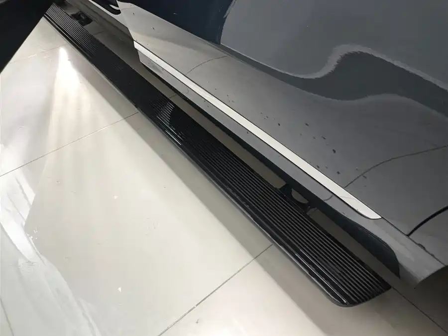 Used AITO M9 2024 extended range Ultra version 52kWh 5-seater version