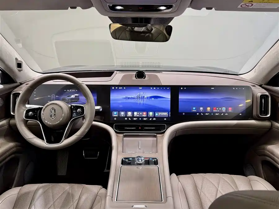 900x675_0_q87_c42_autohomecar__ChxpWGkVRlOARh-UAAHvTuGkJBE010.jpg.webp Used AITO M9 2024 extended range Ultra version 52kWh 5-seater version