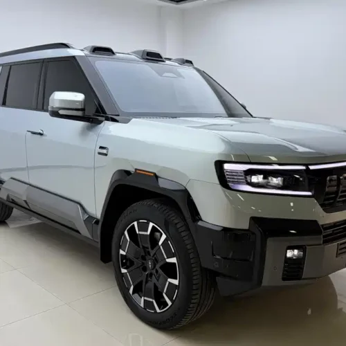 900x675_0_q87_c42_autohomecar__ChxpWGkVuhyANouNAAOi4gdcycY716.jpg.webp Used BYD Leopard 8 2025 Zhiyong flagship version 7 seats