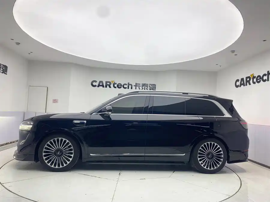 900x675_0_q87_c42_autohomecar__ChxpWGk_hI2AP_ySAAE2L8_GcB0350.jpg.webp Used AITO M9 2025 extended range Max version 52kWh 6-seater version