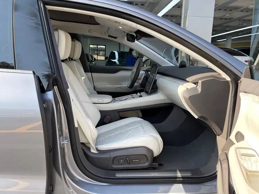 900x675_0_q87_c42_autohomecar__ChxpWGk_wz6Ac-R8AAgpzQIyDSo848.jpg.webp Used NIO ET7 2024 100kWh Executive Signature Edition