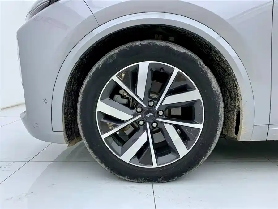 Used Li Auto L8 2023 Pro