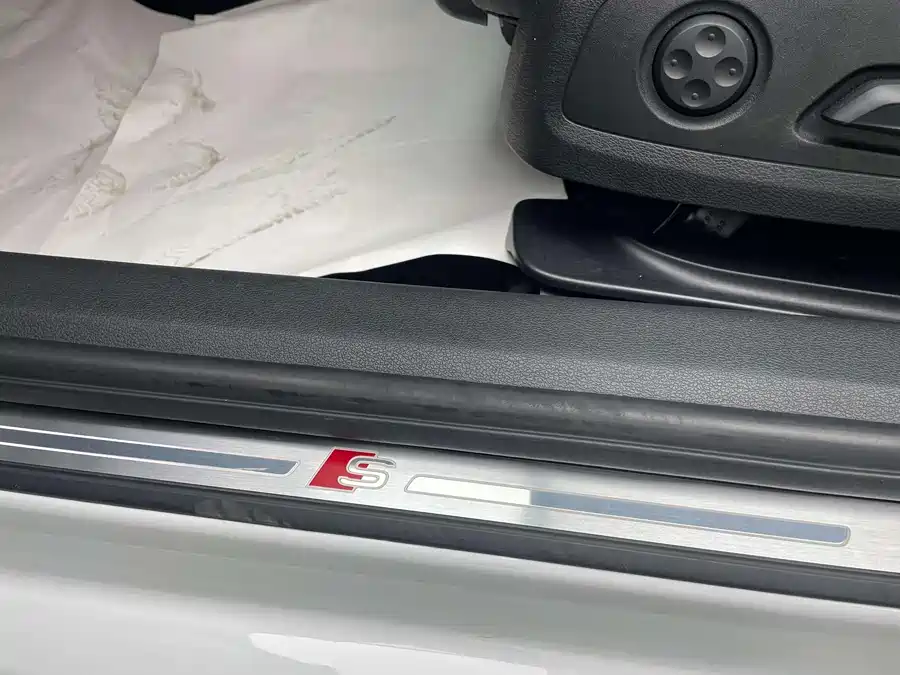 Used Audi A4L 2023 40 TFSI luxury and dynamic model