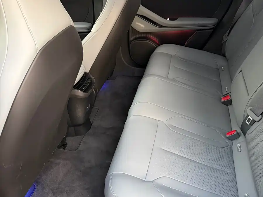 900x675_0_q87_c42_autohomecar__ChxpWGkduU-AI66wAAf1QMx0bEI268.jpg.webp Used NIO ET5T 2024 model 75kWh Touring