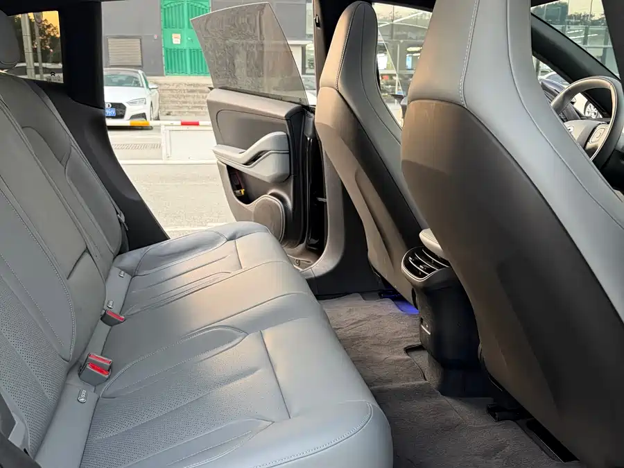 900x675_0_q87_c42_autohomecar__ChxpWGkduVCAPuOxAAgGVEr8uwE853.jpg.webp Used NIO ET5T 2024 model 75kWh Touring