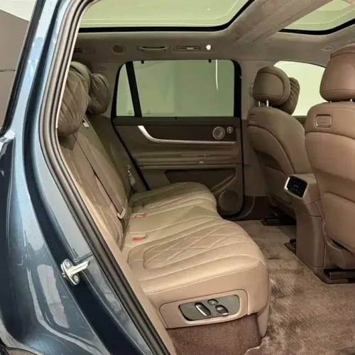 900x675_0_q87_c42_autohomecar__ChxpWGke2eGAZaIZAAIQza-RJhk162.jpg.webp Used AITO M9 2024 extended range Ultra version 52kWh 5-seater version