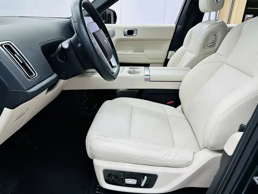 900x675_0_q87_c42_autohomecar__ChxpWGke7YmAN51sAASBIdM9m3Q703.jpg.webp Used Li Auto L9 2022 Max