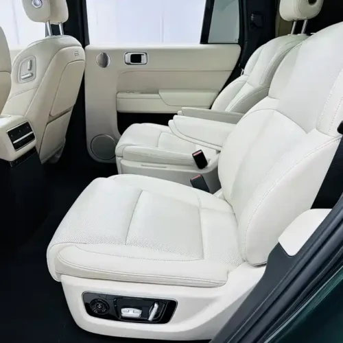 900x675_0_q87_c42_autohomecar__ChxpWGke7YuAU1U8AAR4AI_ZQaA882.jpg.webp Used Li Auto L9 2022 Max