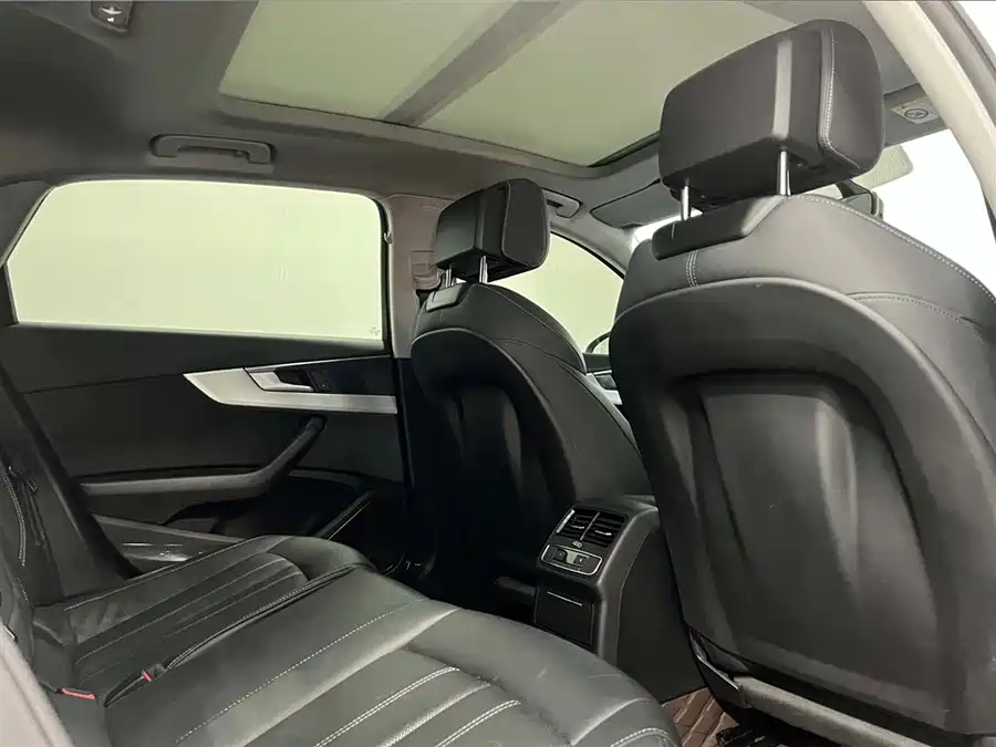 Used Audi A4L 2022 40 TFSI Fashionable and Dynamic