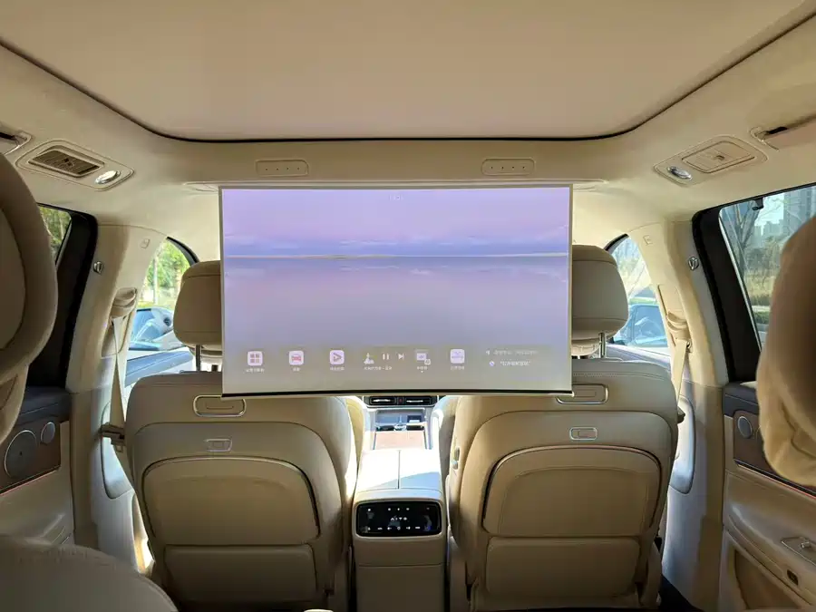 Used AITO M9 2024 extended range Ultra version 52kWh 6-seater version