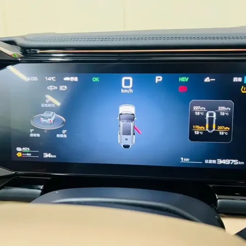 900x675_0_q87_c42_autohomecar__ChxpWGkiq0-AF9fnAAbywM_Phjs524.jpg.webp Used BYD Leopard 8 2025 Zhiyong flagship version 6 seats