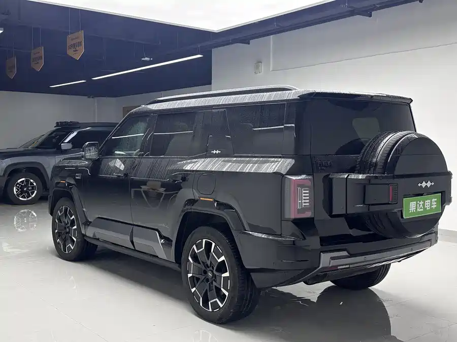 Used BYD Leopard 8 2025 Zhiyong flagship version 7 seats