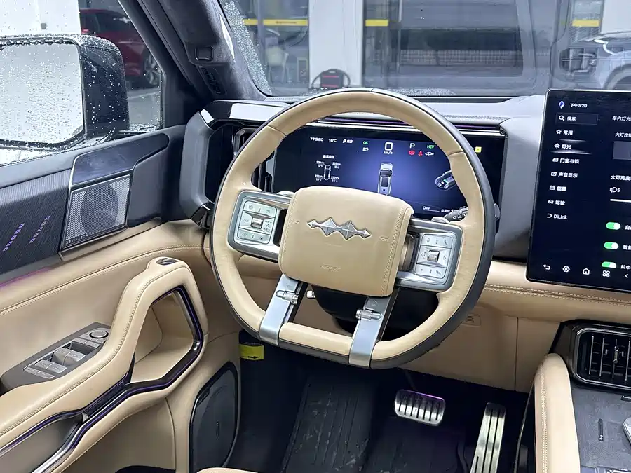 Used BYD Leopard 8 2025 Zhiyong flagship version 7 seats