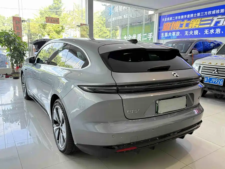 900x675_0_q87_c42_autohomecar__ChxpWGkkV8GAMRfZAAa8jjCB0so987.jpg.webp Used NIO ET5T 2025 75kWh Touring