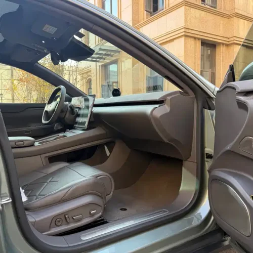 900x675_0_q87_c42_autohomecar__ChxpWGkmrnSAYnL2AAmI-Mh2I48142.jpg.webp Used NIO ET7 2022 model 100kWh first edition