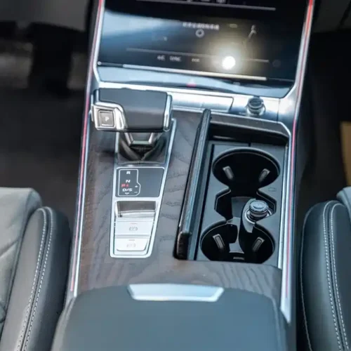 900x675_0_q87_c42_autohomecar__ChxpWGkn_TKAT0mYAAF4o4nw5t4541.jpg.webp Used Audi A6L 2024 45 TFSI Premium Dynamic Model